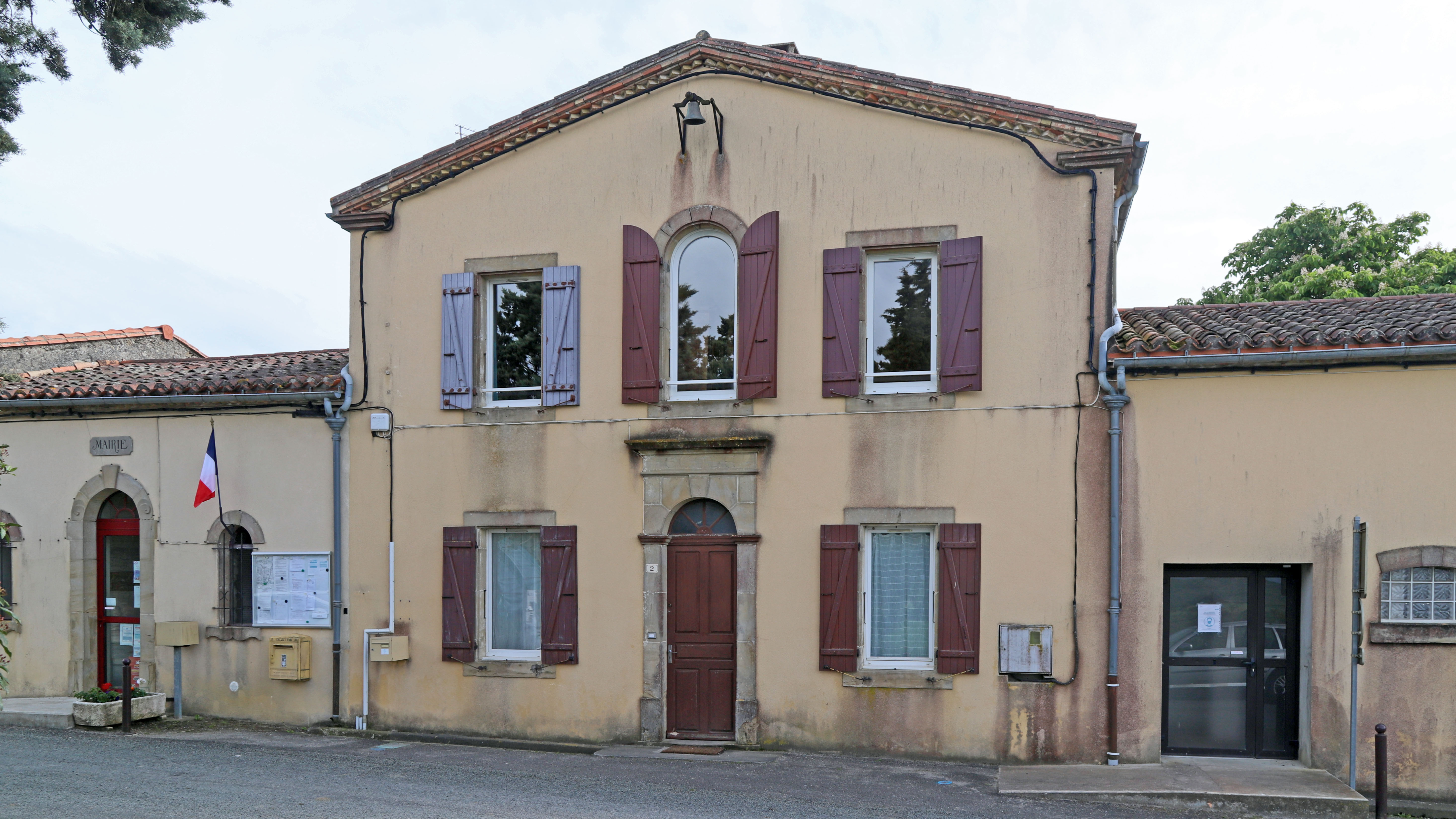 Saint-julien-de-briola