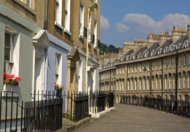 File:The Paragon, Bath - geograph.org.uk - 983589.jpg