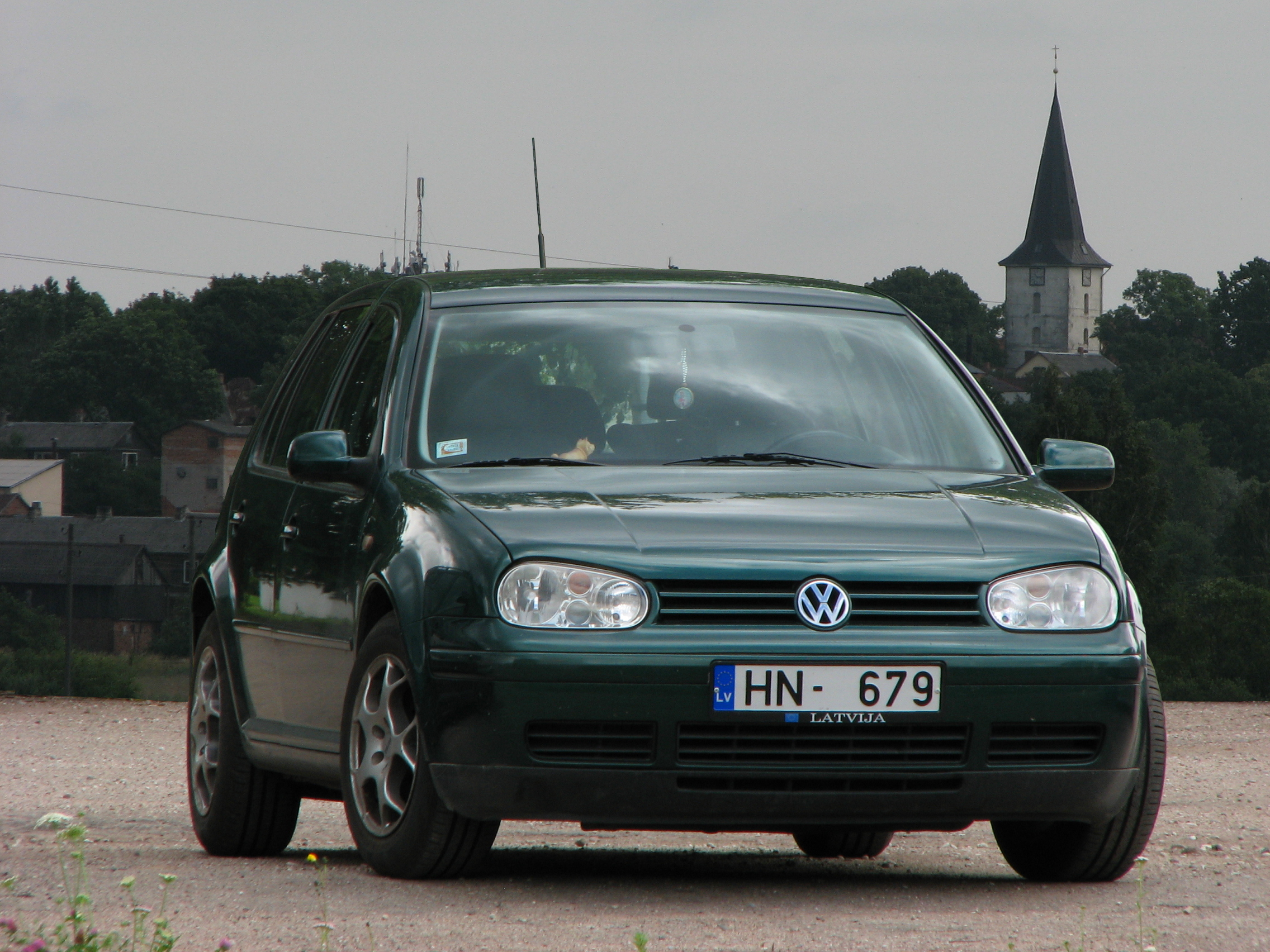 File:VW Golf IV.jpg - Wikimedia Commons