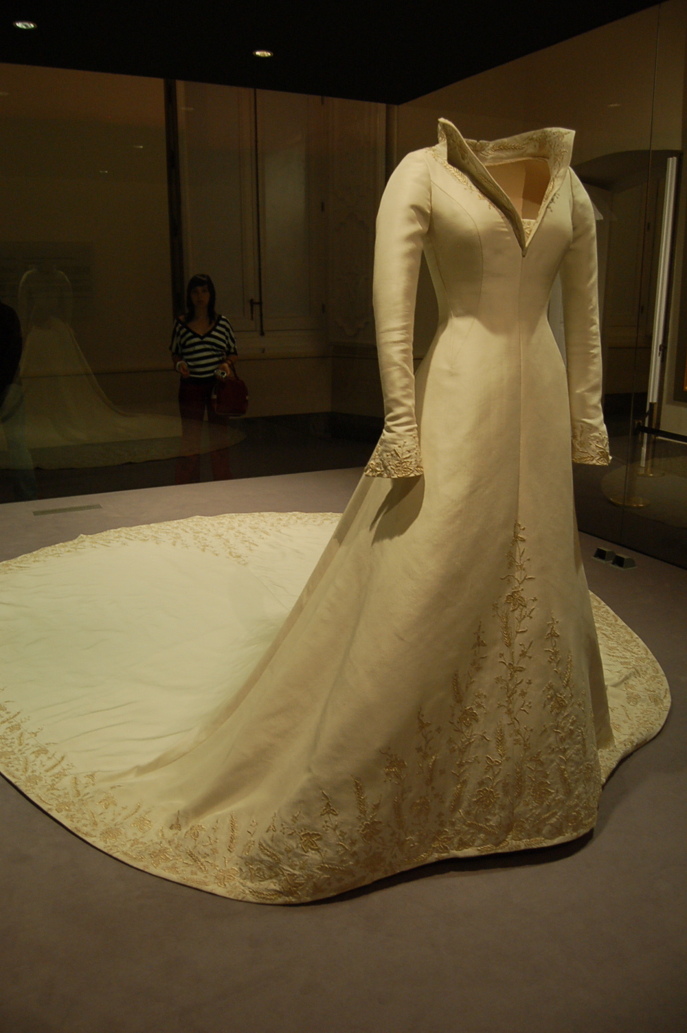 Bridal Gown For Wedding | Maharani Designer Boutique