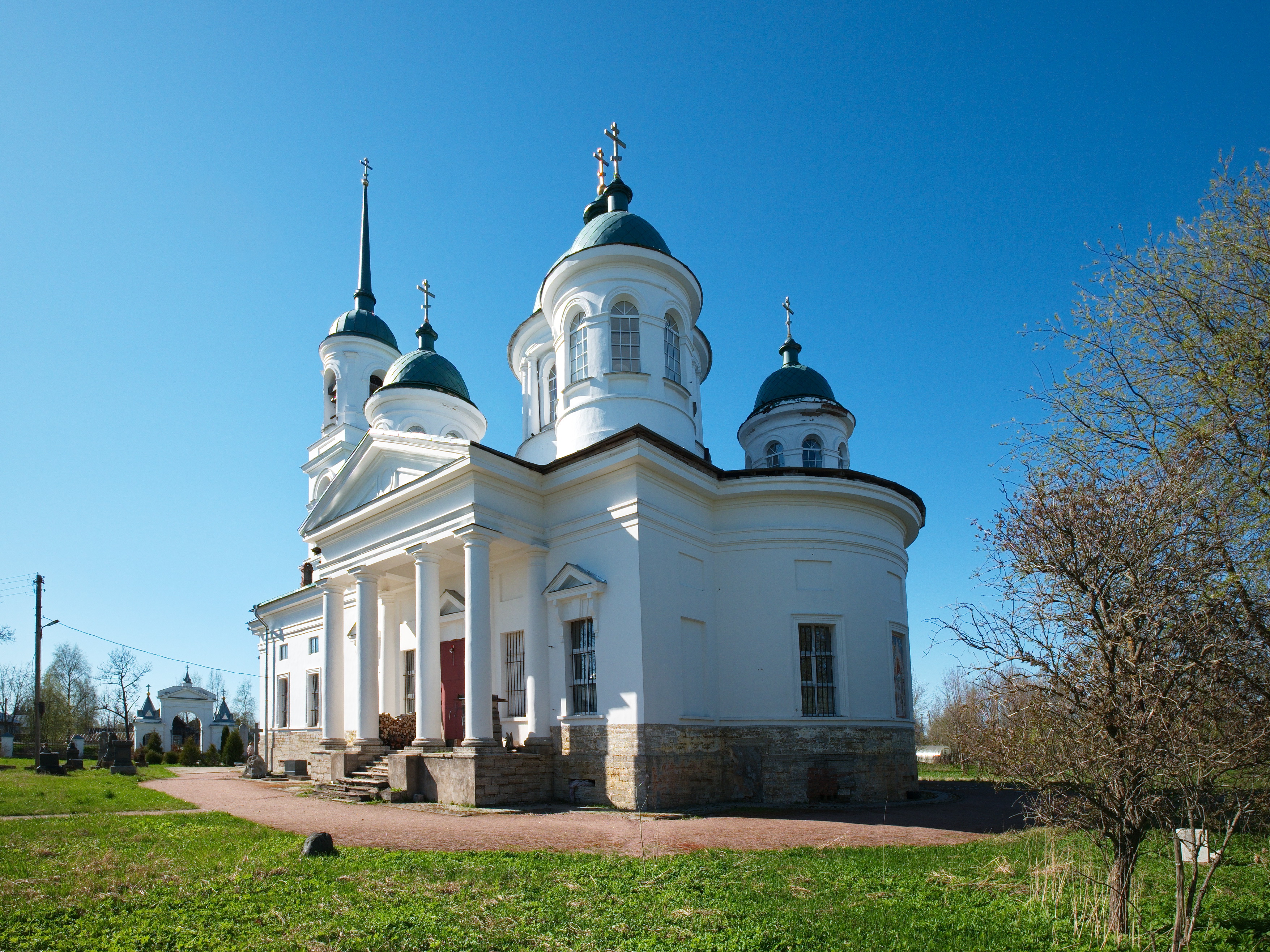 Церковь рождества христова звенигород