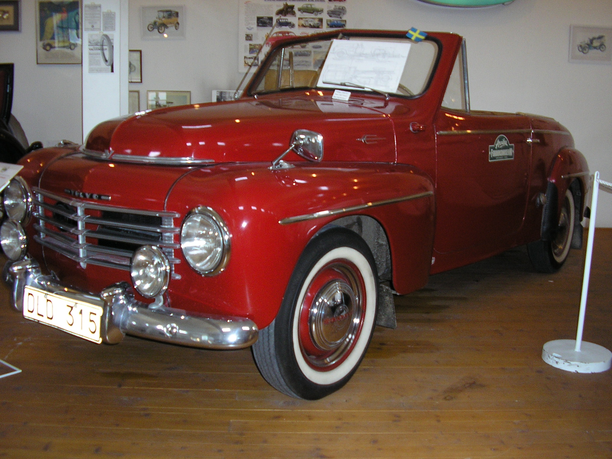 Volvo pv445