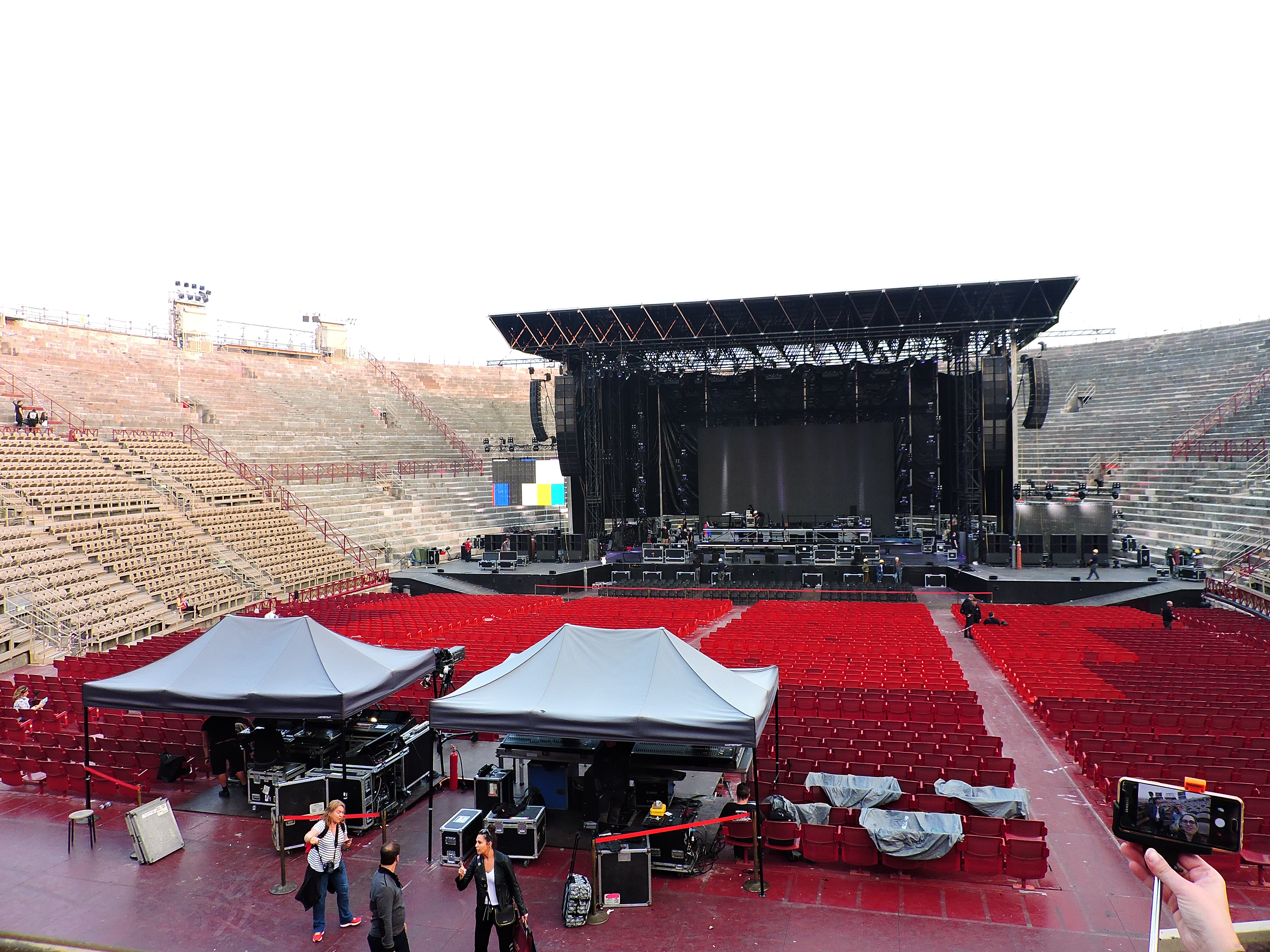 Файл arena. Арена ди Милано. Дождь Arena di Verona.