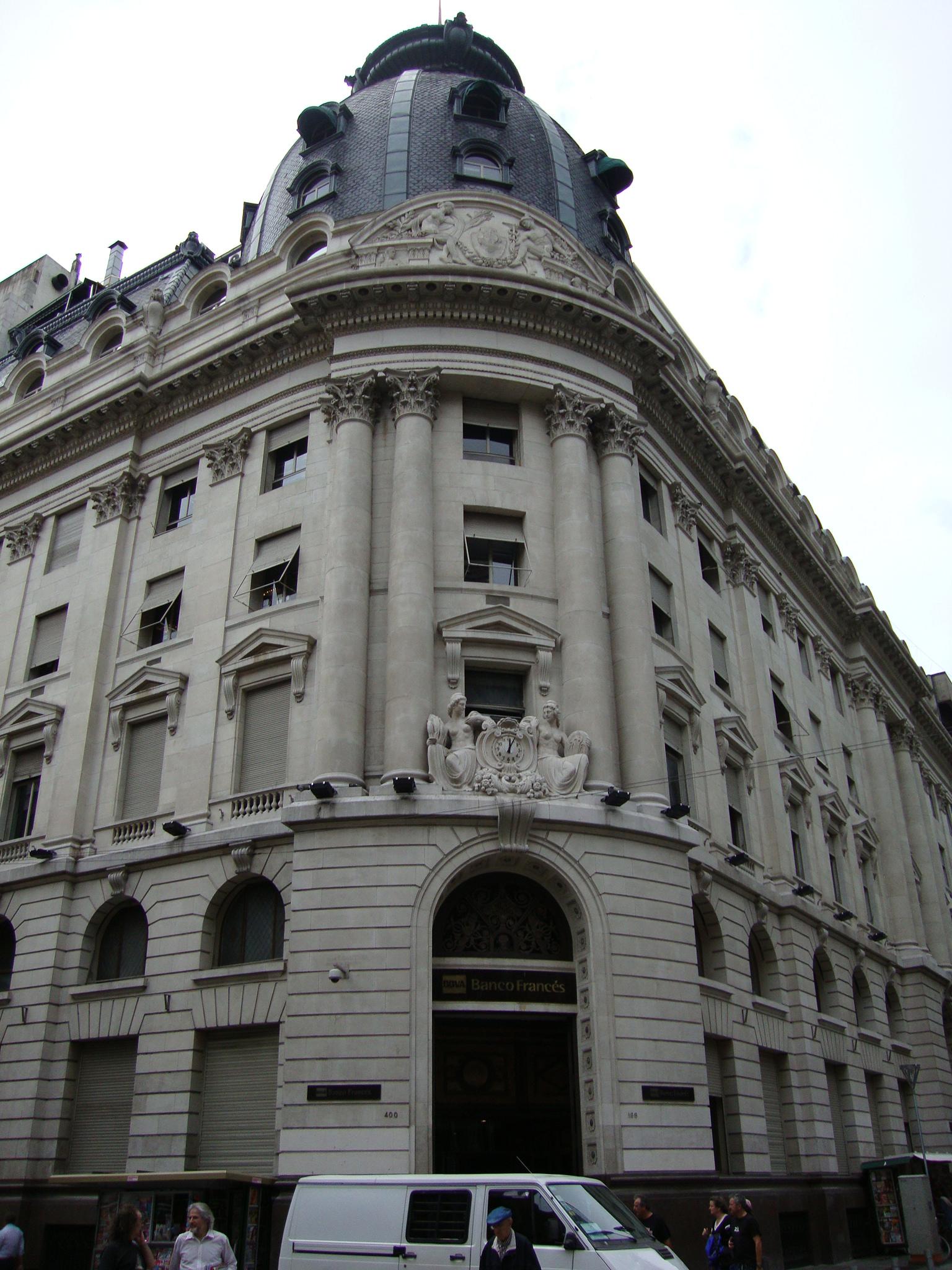 File:BBVA Banco Francés (casa matriz).JPG - Wikimedia Commons