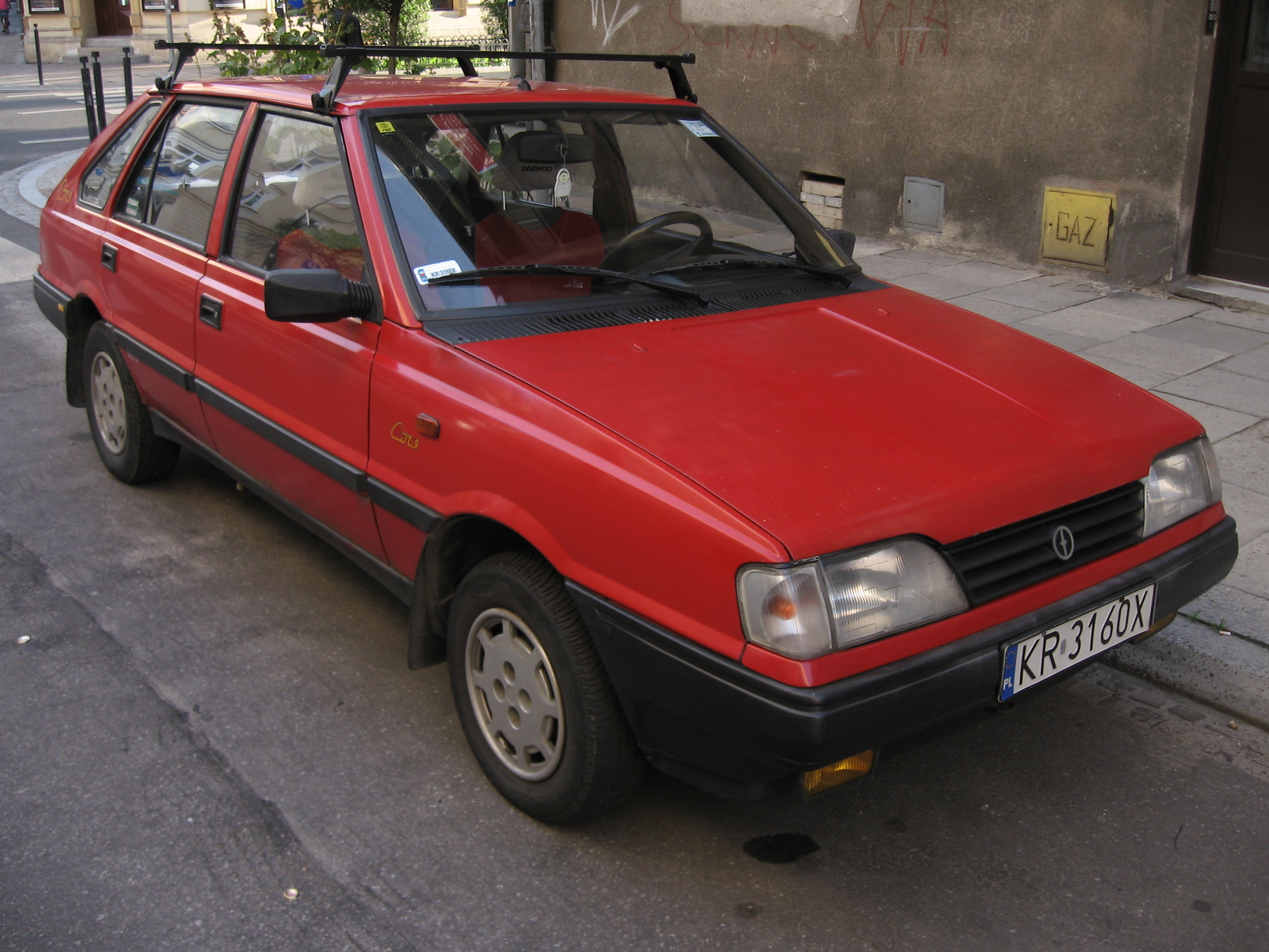 Polonez СѓР·РєРёР№