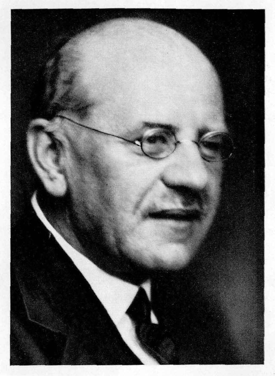 Alfred Valentin Heuß}}