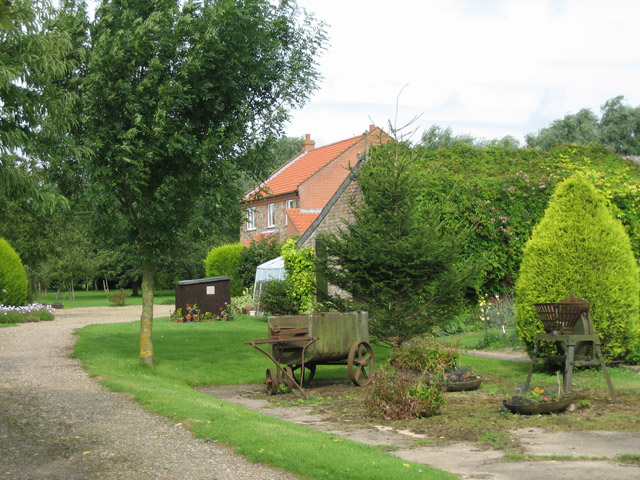 File:House on Thurgarton to Bessingham road - geograph.org.uk - 506000.jpg