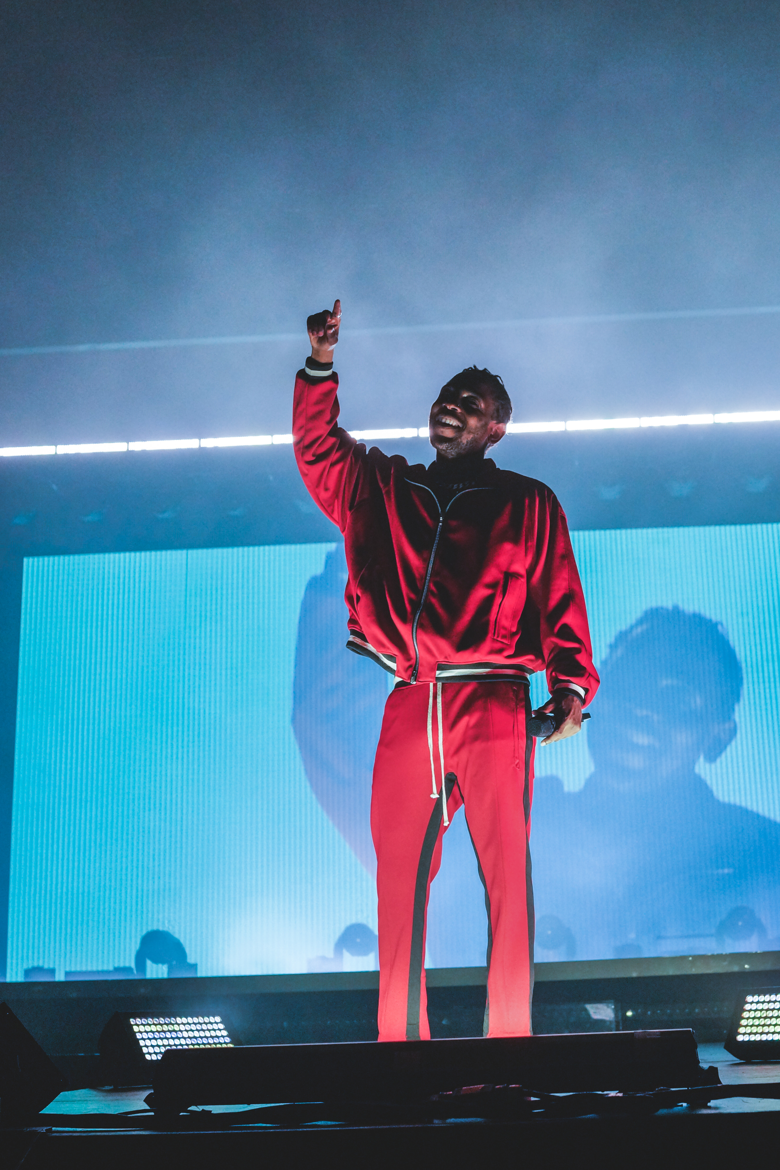 Kendrick Lamar Performs With Sampha On 'SNL