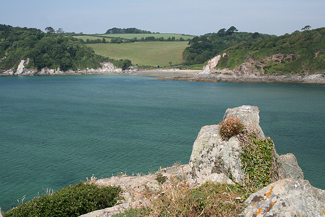 File:Kingston, Muxham Point - geograph.org.uk - 1380513.jpg