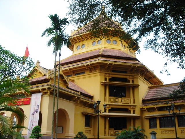 File:National Museum of Vietnamese History Hanoi.JPG