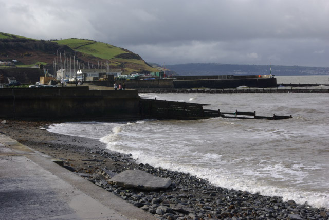 File:North Beach, Aberaeron - geograph.org.uk - 742560.jpg