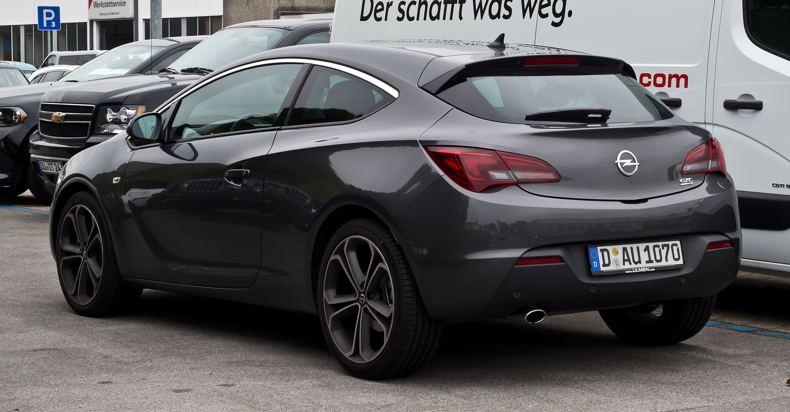 Фото Opel Astra GTC