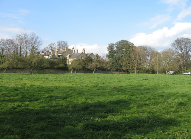 File:Open land opposite the Botanical Garden - geograph.org.uk - 770705.jpg