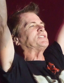 File:Pat Torpey (cropped).jpg