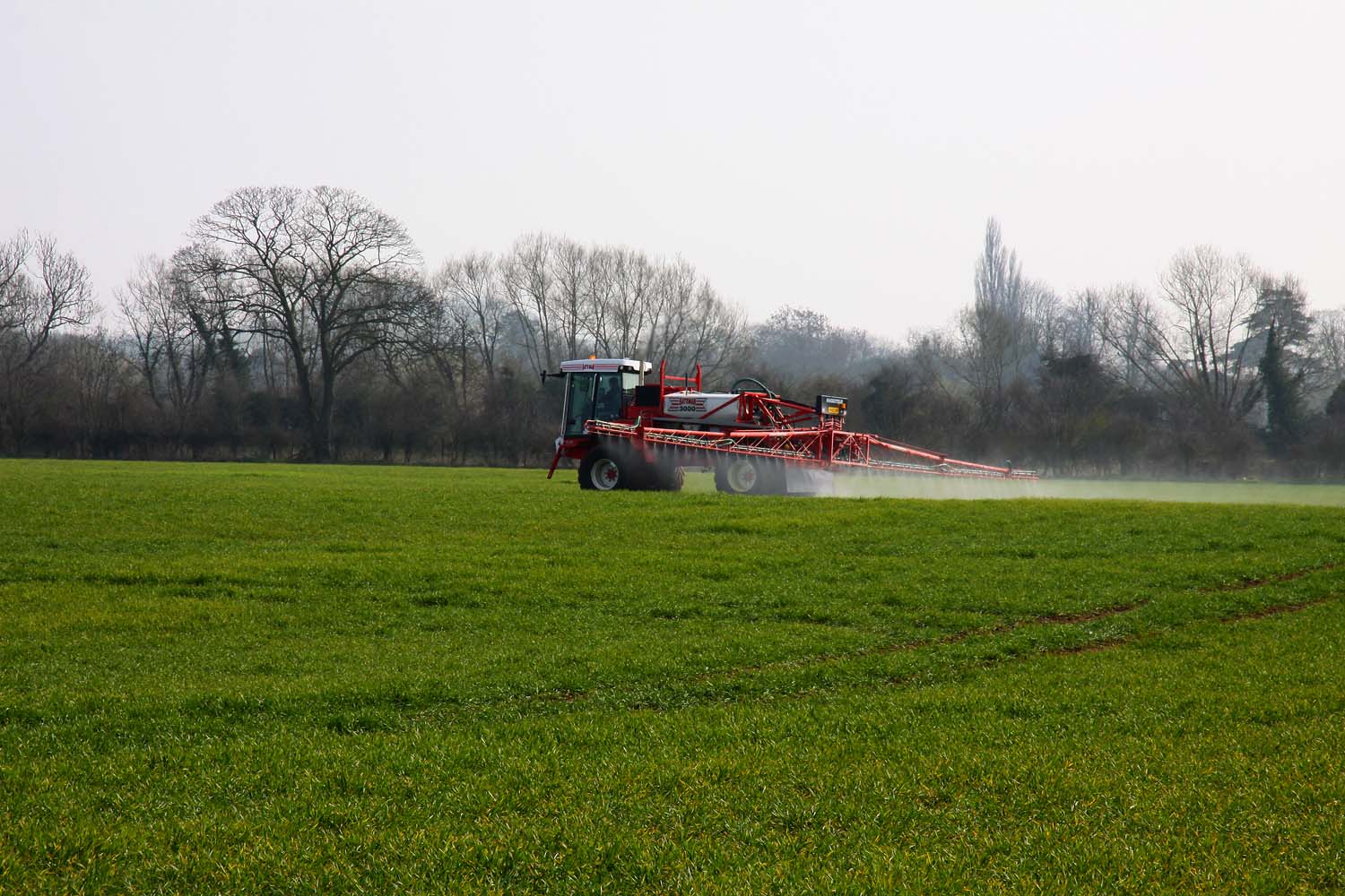 Sprayer in a field - geograph.org.uk - 2313172.jpg