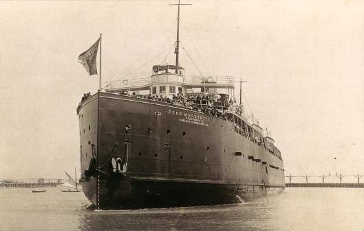 File:The ferry Pere Marquette 18. prior to her sinking.jpg