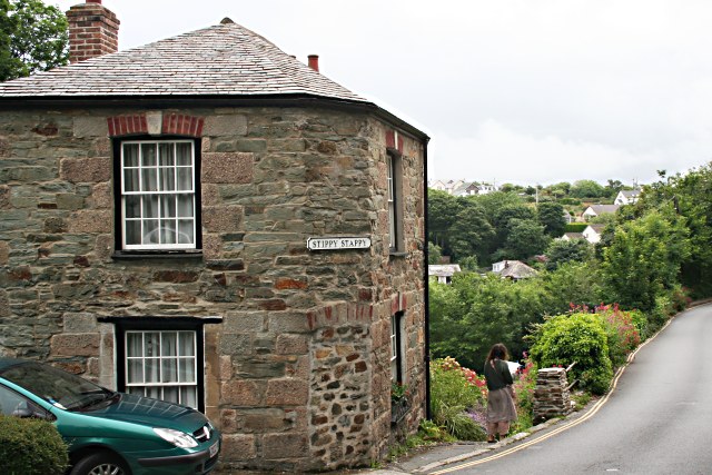 File:The top house of Stippy Stappy - geograph.org.uk - 468607.jpg