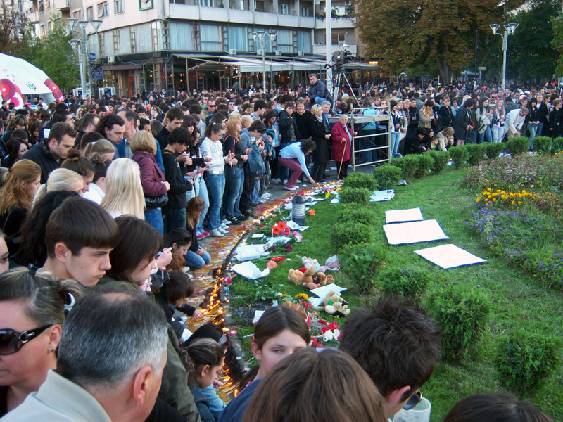 File:Tose Proeski commemoration Skopje Macedonia 1.jpg