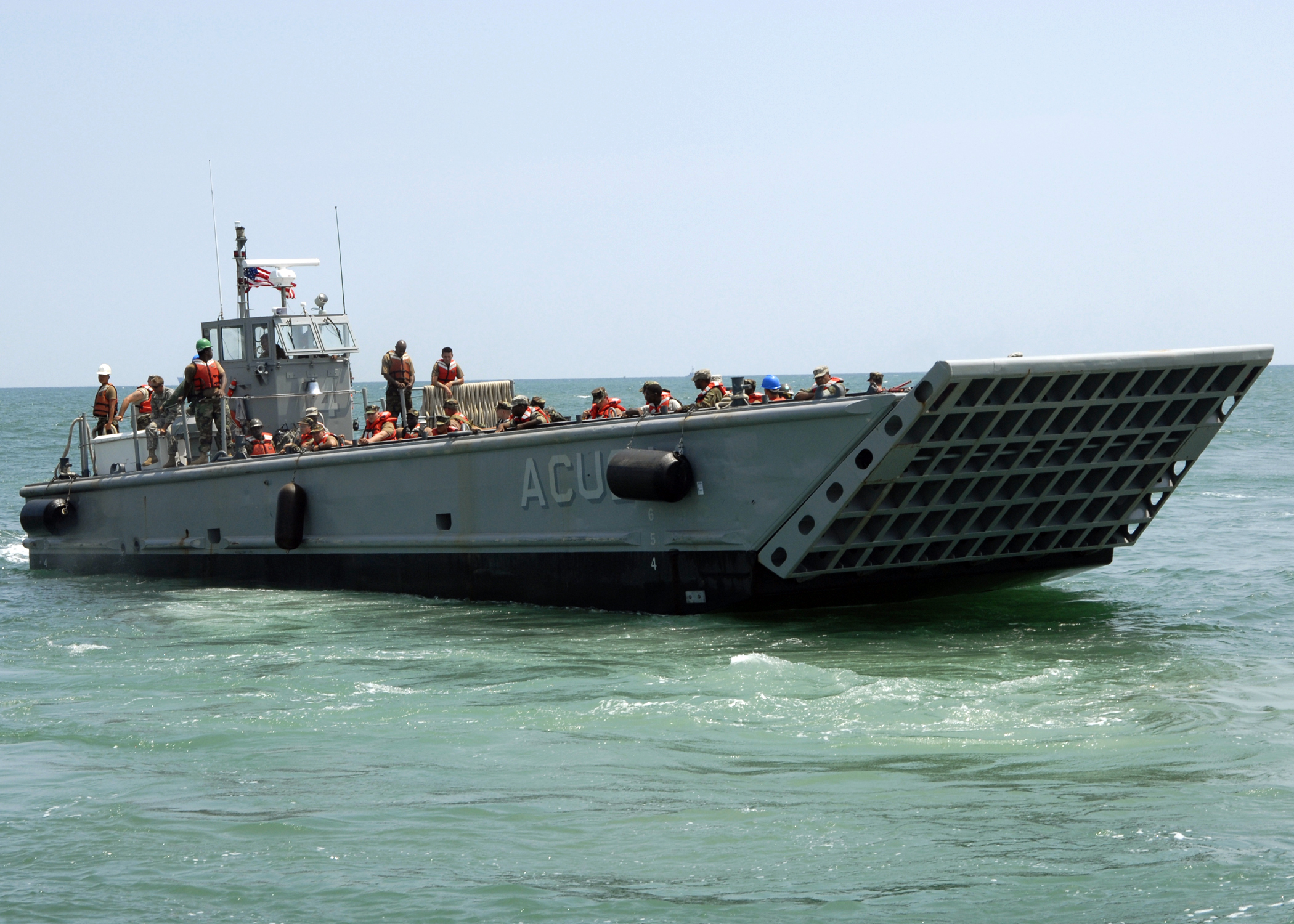 File:US Navy 090615-N-6676S-456 Landing Craft Mechanized ...