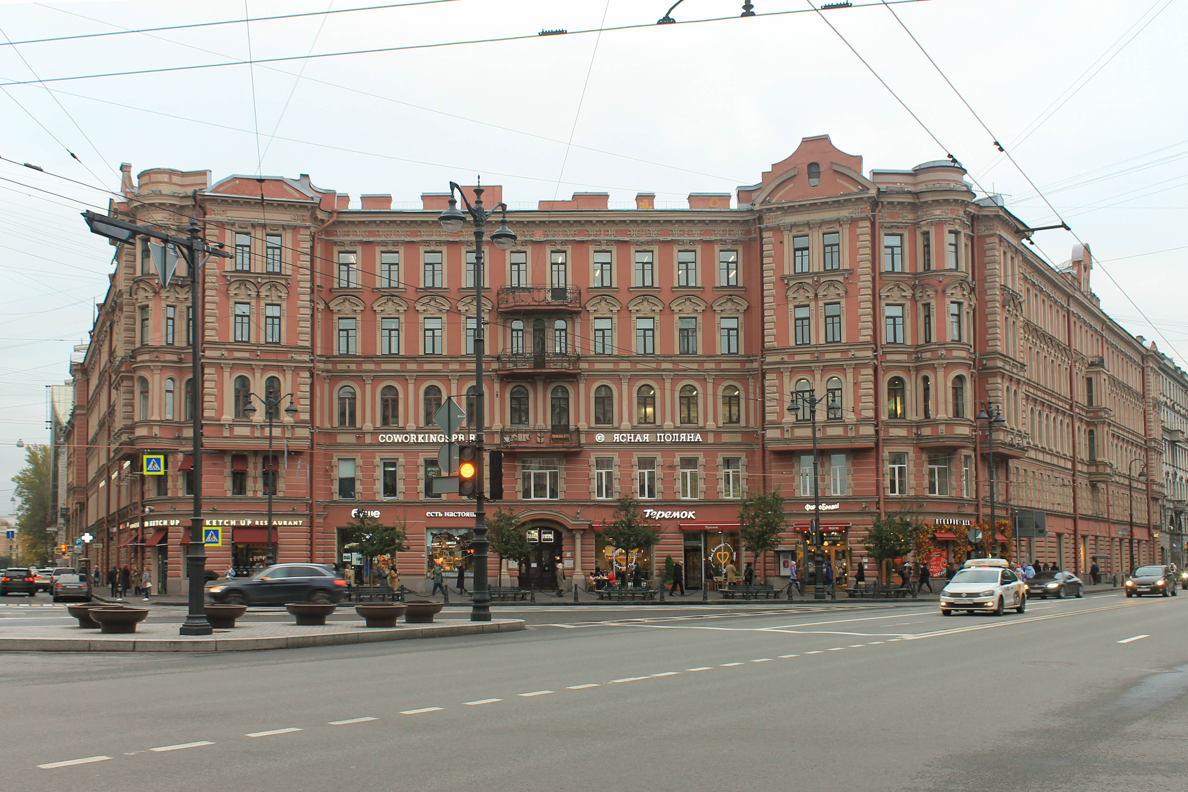 File:Санкт-Петербург, дом Корзинина.jpg - Wikimedia Commons