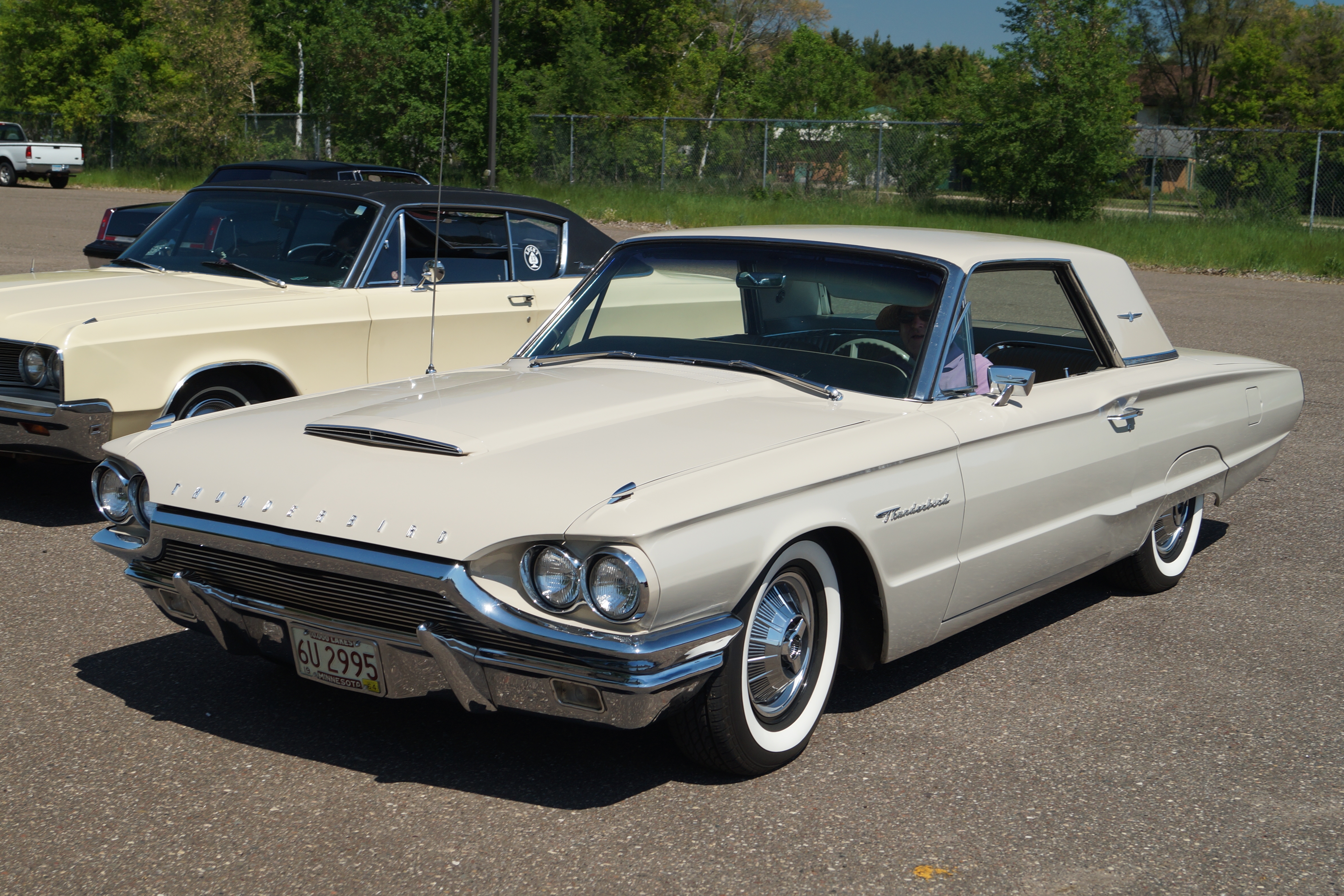 2004 Ford Thunderbird fab1