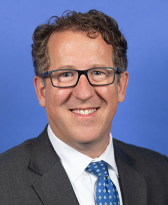 Adrian Smith portrait (118th Congress).jpg