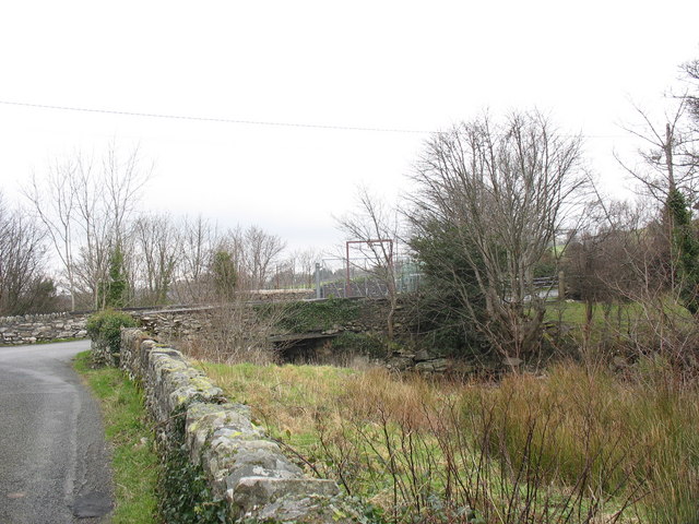 File:Approaching Pont Ciali from the Clwt y bont direction - geograph.org.uk - 343751.jpg