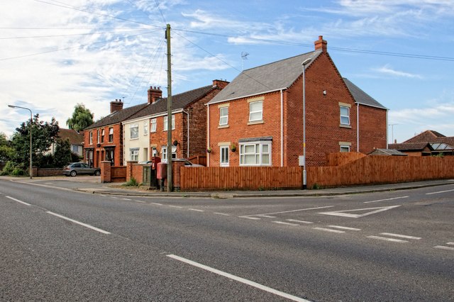 File:Boston Road, Holbeach - geograph.org.uk - 4098880.jpg