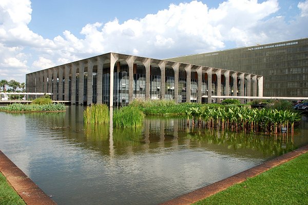 File:Brasilia Affaires Etrangères.jpg