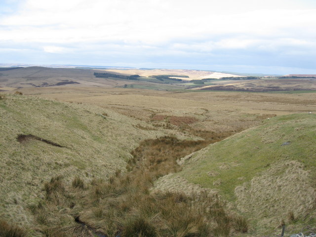 File:Burn near Sundaysight - geograph.org.uk - 728353.jpg