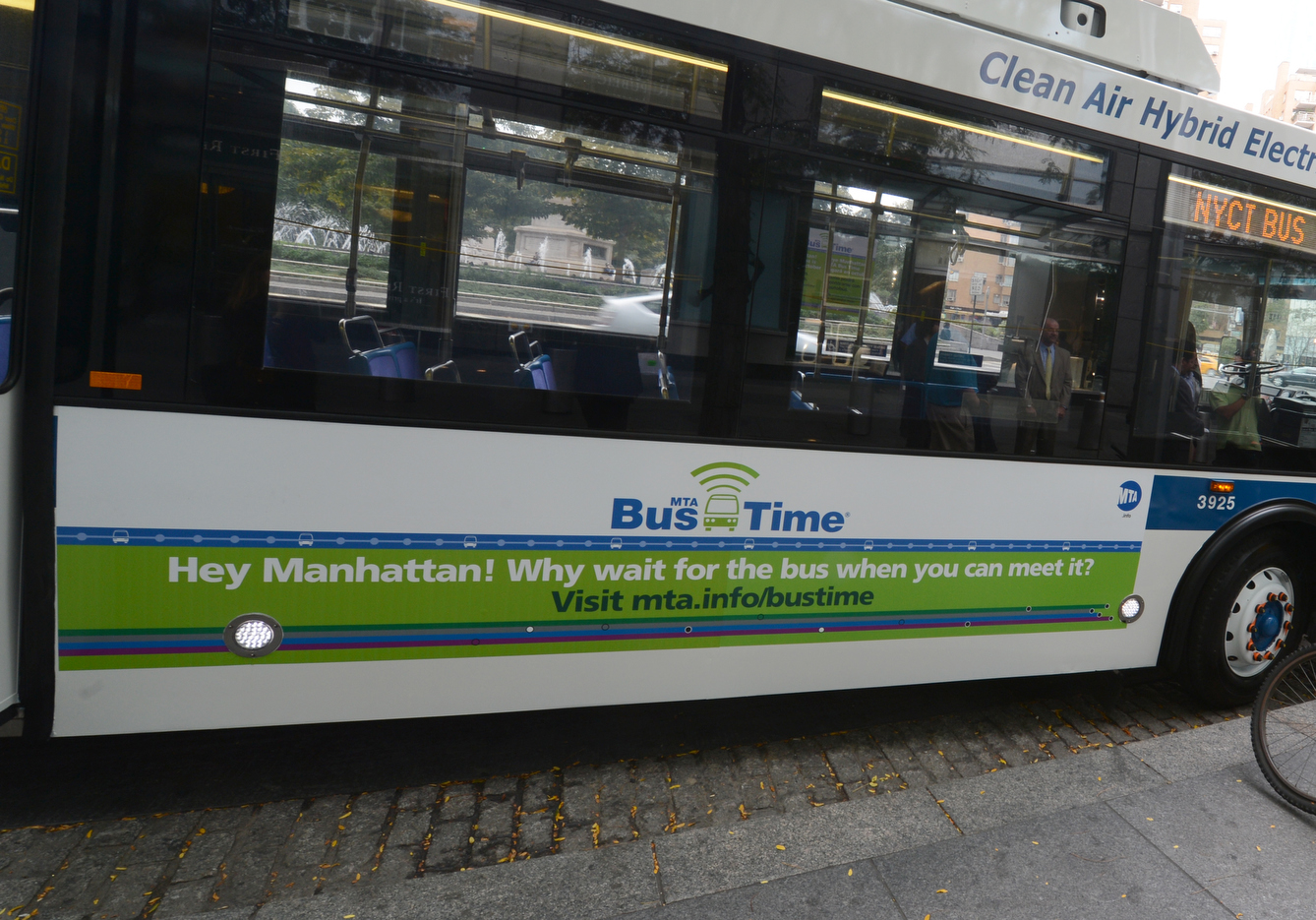 File:Bus Time Manhattan Launch (10142657465).jpg.