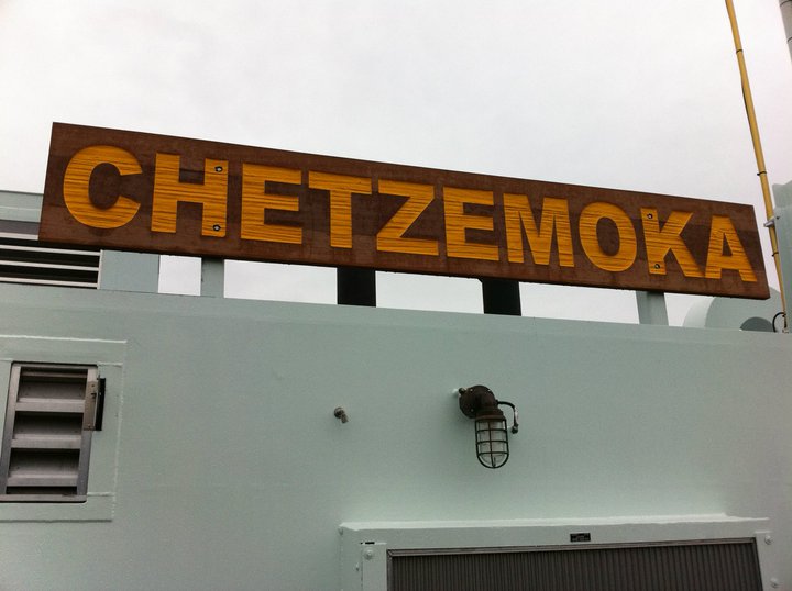 File:Chetzemokasign.jpg