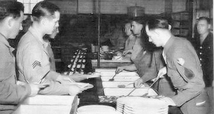 File:Childress Army Airfield - Chow Line.jpg