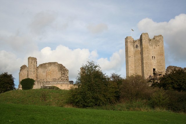 File:Conisbrough Castle - geograph.org.uk - 265570.jpg