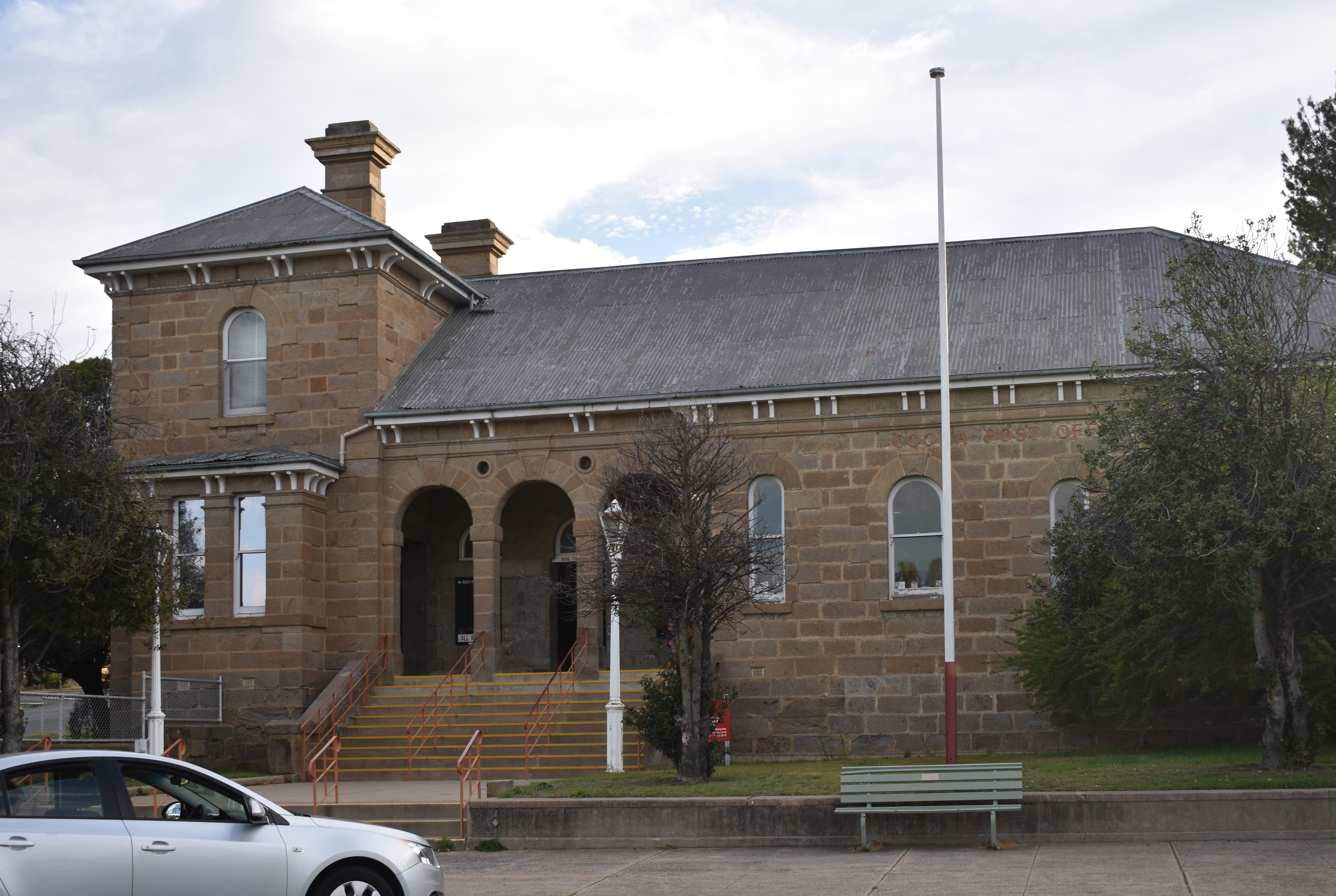 Post office 5. Оксфорд Литтлмор. Монастырь Литтлмор в Оксфордшире, Англия. Нью-Кенсингтон. Kensington School.