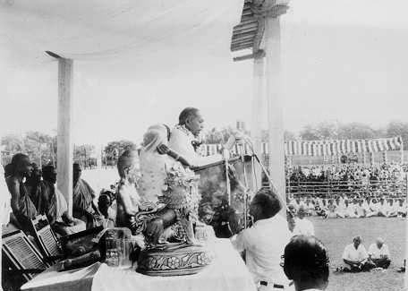 File:Dr. Ambedkar delivering speech during conversion.jpg