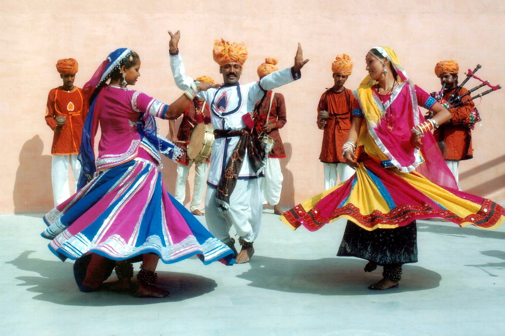 Desert festival dance in Jaisalmer