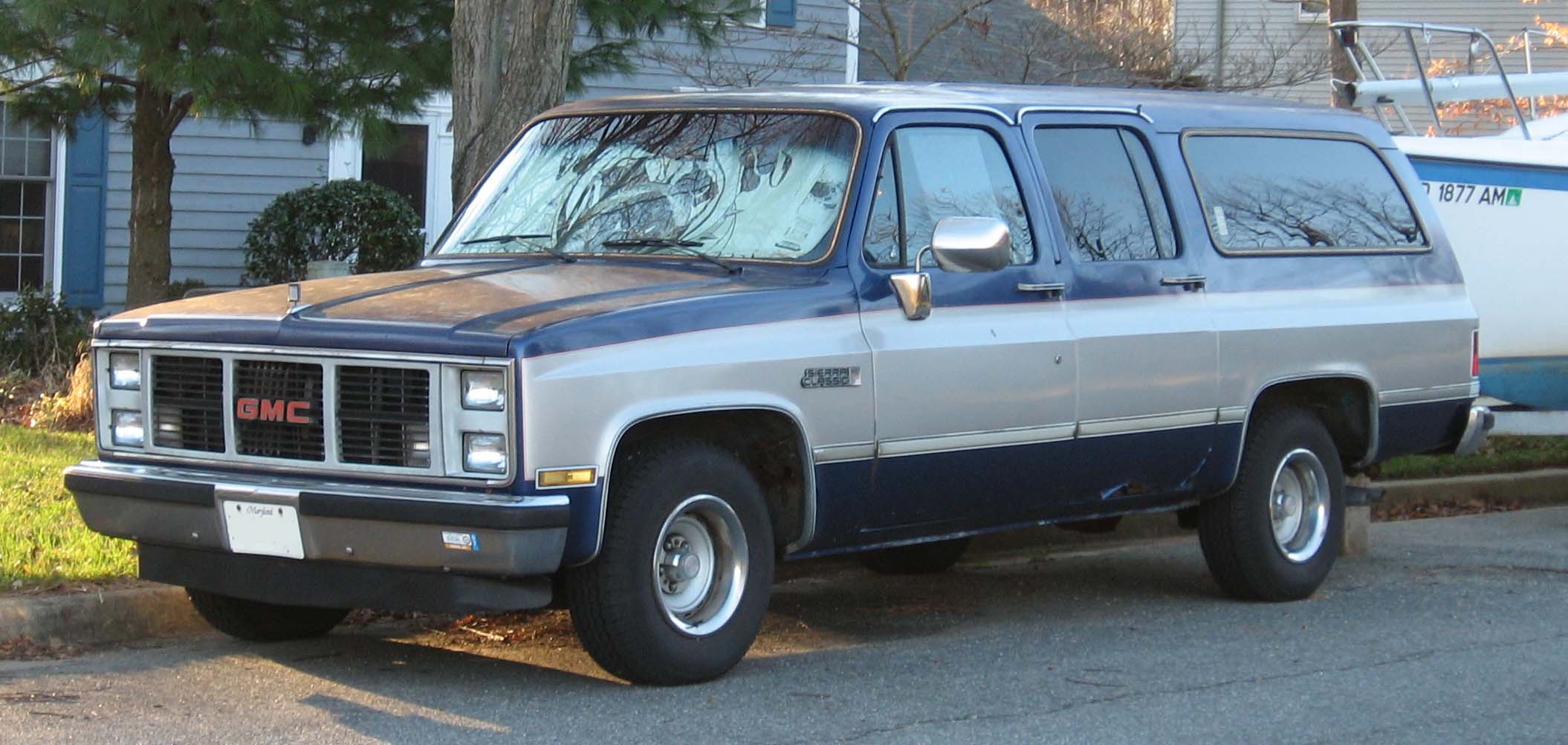 Old gmc suburbans #2