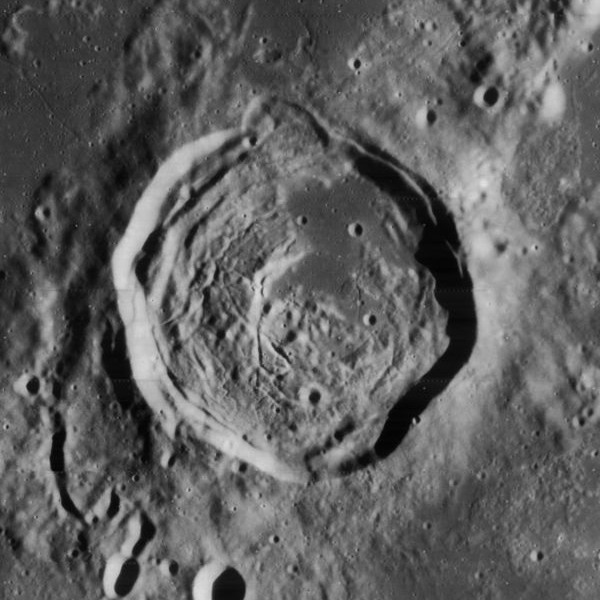 Hansteen (crater)