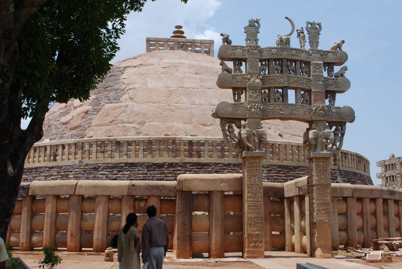 File:IN Sanchi 0906 (3) (17254610552).jpg