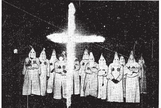 [Image: Ku_Klux_Klan_ceremony_in_London%2C_Ontario.jpg]