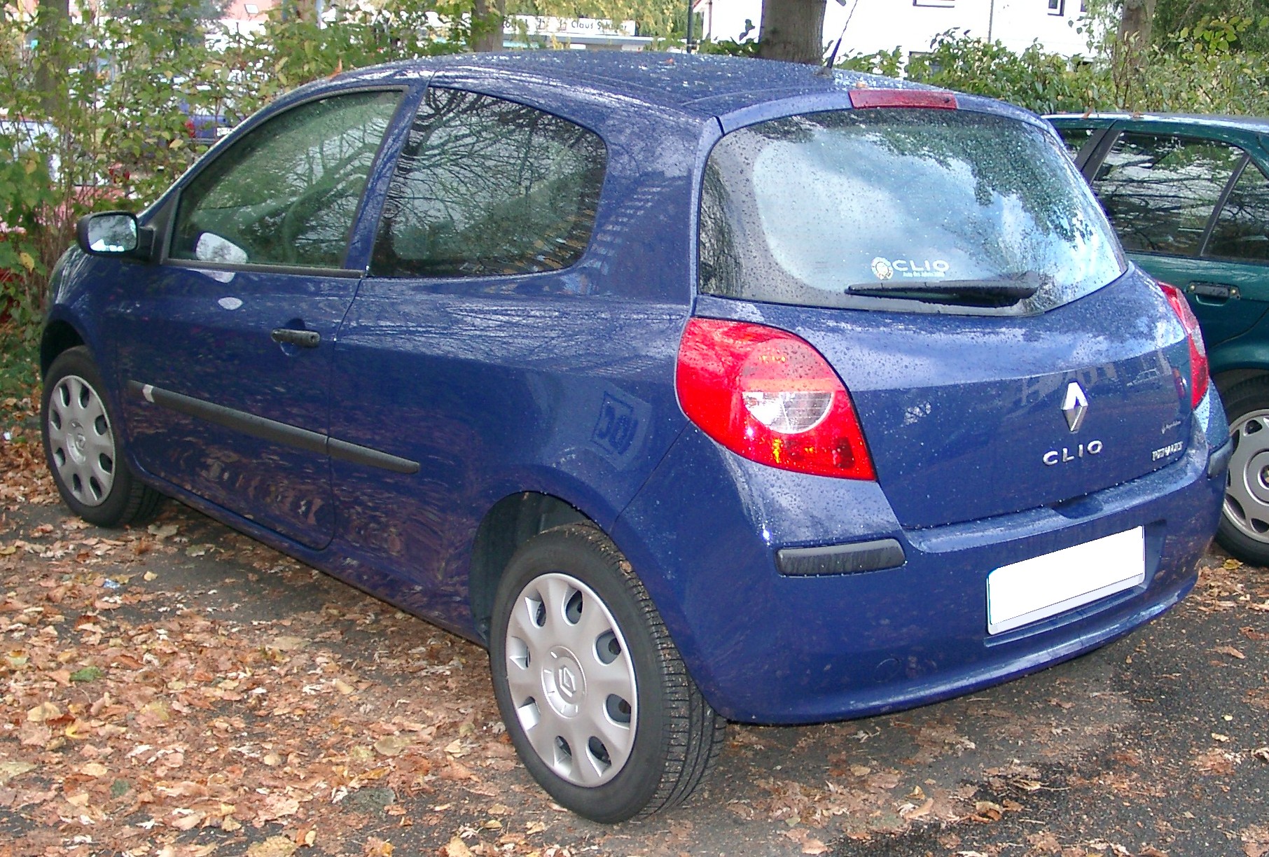 Renault Clio - Wikimedia Commons