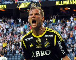 File:Robert Åhman-Persson (vs. BK Häcken in 2013, cropped).jpg