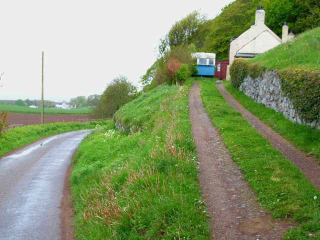 File:Spring Cottage - geograph.org.uk - 177814.jpg