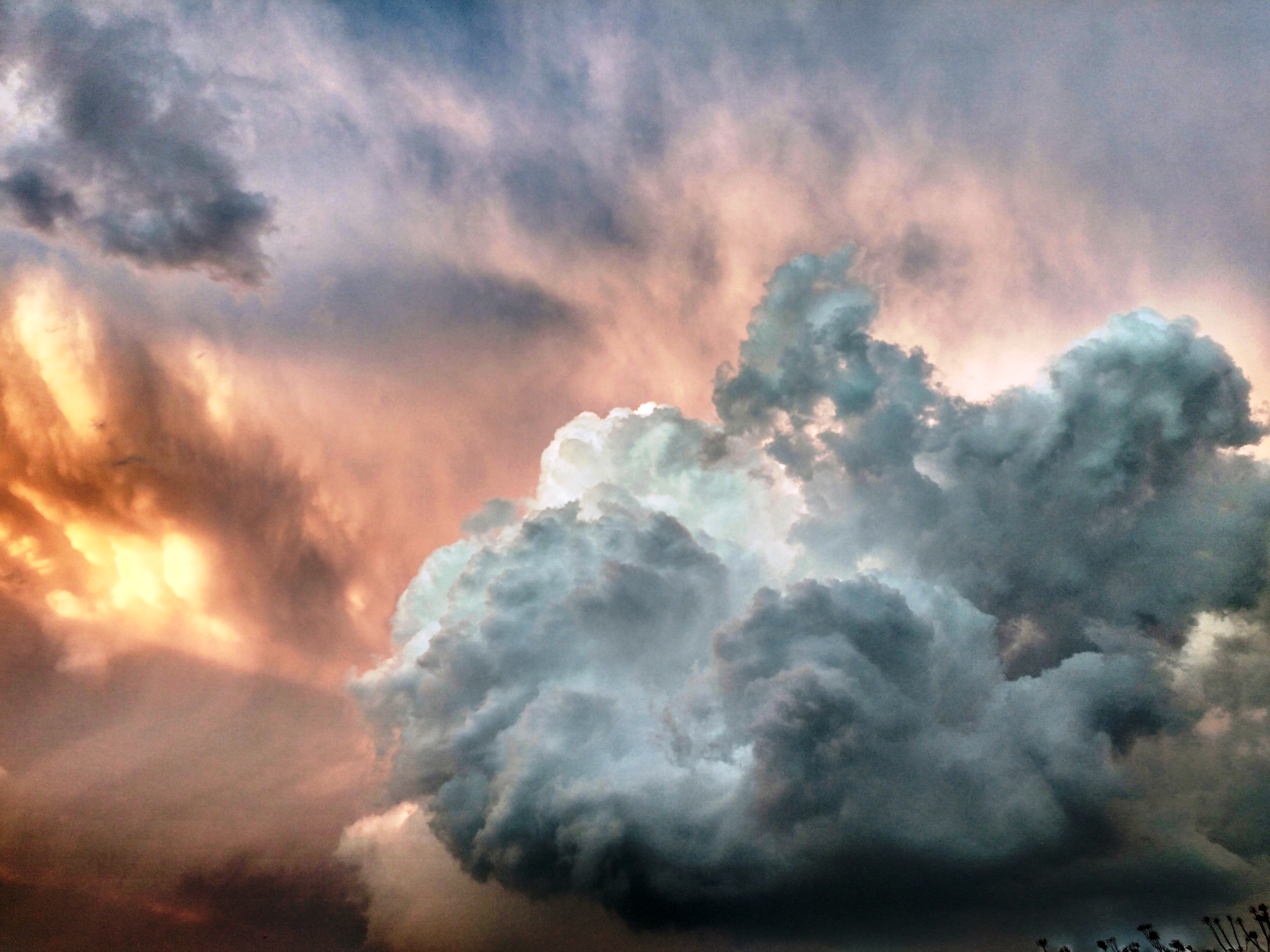 Look at those clouds. Сторми Клауд. Облака. Тучи. Штормовые облака.