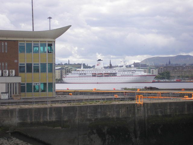 File:The Deutschland in Leith Docks - geograph.org.uk - 513707.jpg