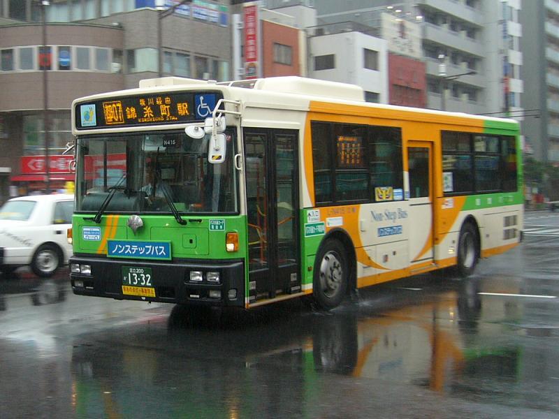 File:Toeibus N-L415.JPG