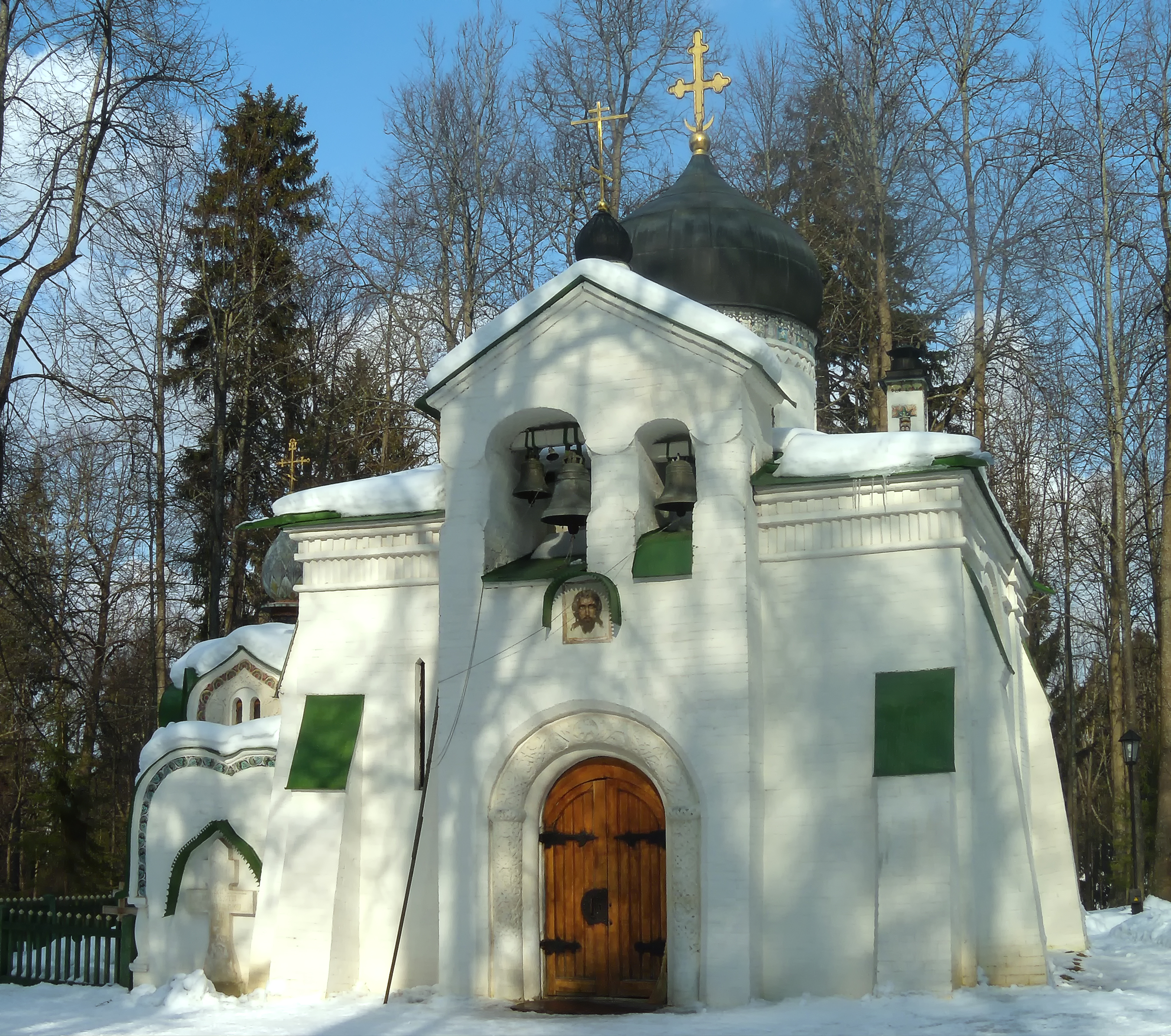 Спас нерукотворный абрамцево. Церковь Спаса Нерукотворного образа (Абрамцево). Церковь Спаса Нерукотворного в Абрамцеве (1881 — 1882). Церковь Спаса Нерукотворного образа в Клязьме. Храм Спаса Нерукотворного в Абрамцево вид сверху.