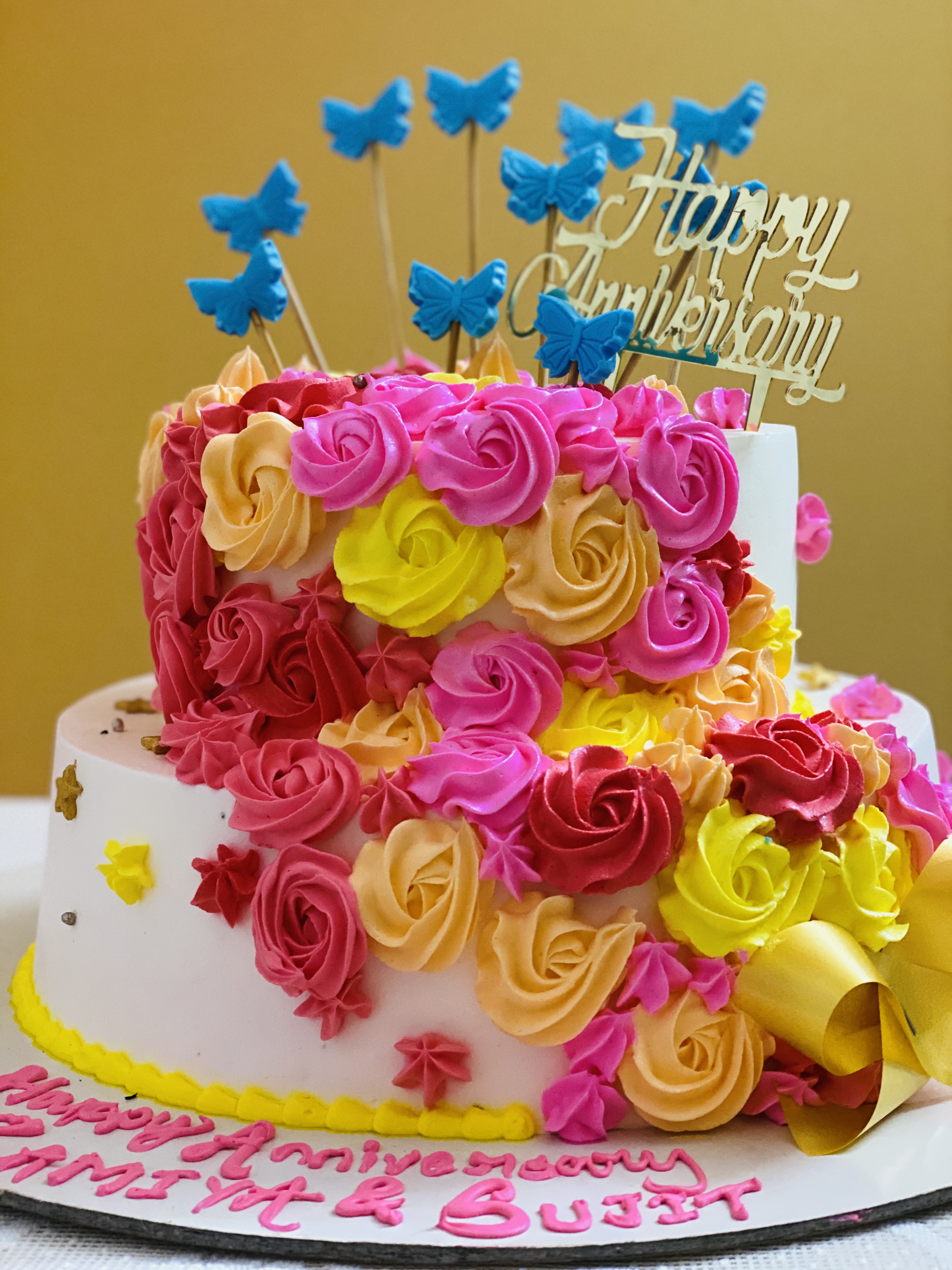 Hangout Cakes & More in Mulund West,Mumbai - Order Food Online - Best Cake  Shops in Mumbai - Justdial