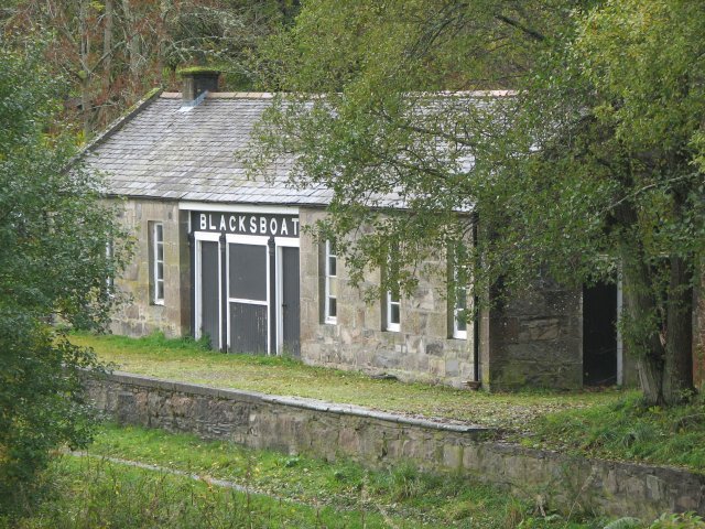 File:Blacksboat - geograph.org.uk - 273543.jpg